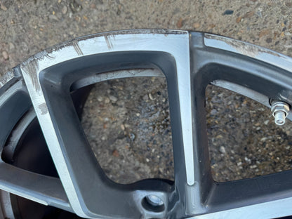Lotus Eletre 22 REAR Alloy Wheel 8890981939GD3 SCRATCHED BUT NO BUCKLES OR WELDS
