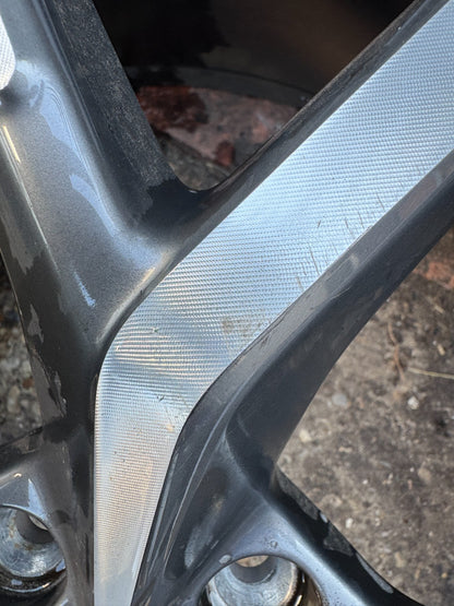 Lotus Eletre 22 Front Alloy Wheel 8890981935GD3 SCRATCHED! NO BUCKLES OR WELDS