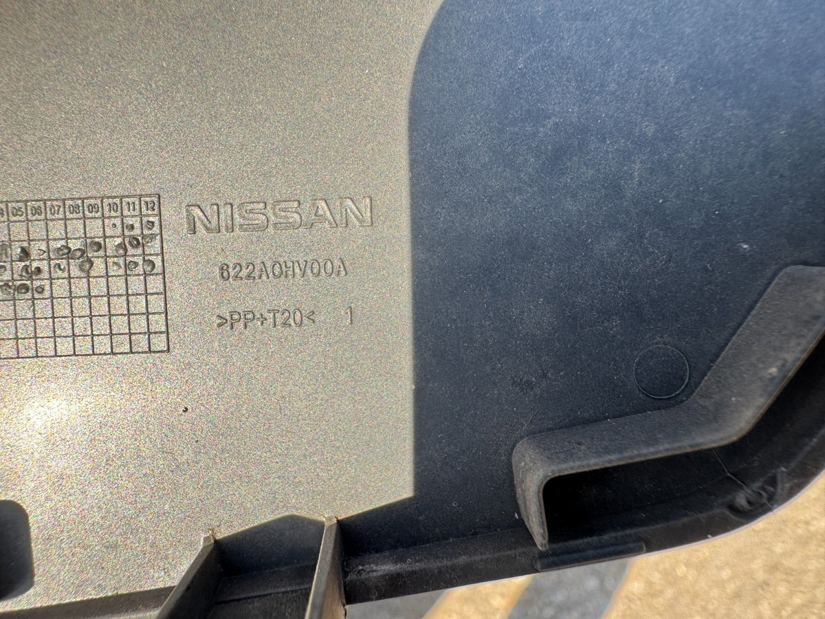 NISSAN QASHQAI J11 FRONT BUMPER TOW EYE COVER 622ACHV00A GENUINE 2017-2021
