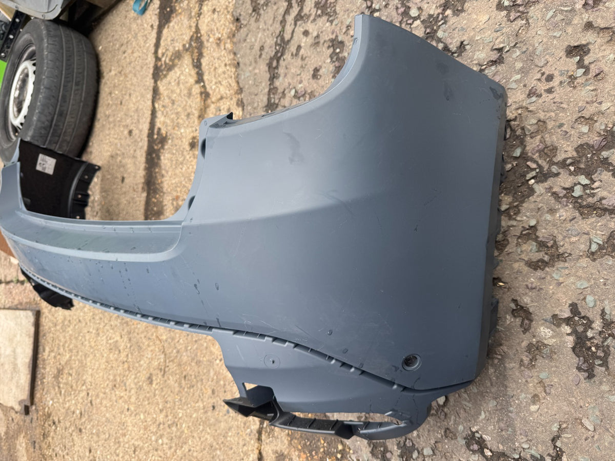 全新原廠 FIAT 600 後保桿 2024 年起 | OEM 52211296 50166033