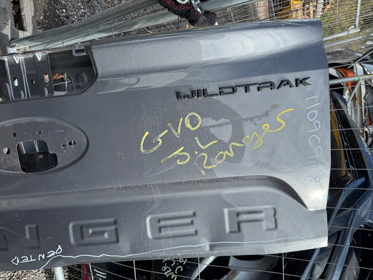 Genuine FORD RANGER WILDTRAK Tailgate OEM N1WBE40062 Damaged