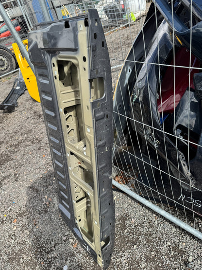 Genuine FORD RANGER WILDTRAK Tailgate OEM N1WBE40062 Damaged