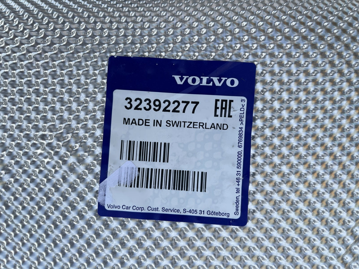 NEW GENUINE Volvo XC90 Rear Heat Shield 32392277