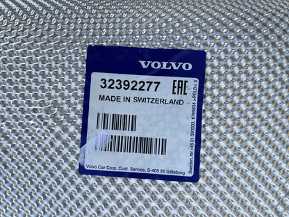 NEW GENUINE Volvo XC90 Rear Heat Shield 32392277