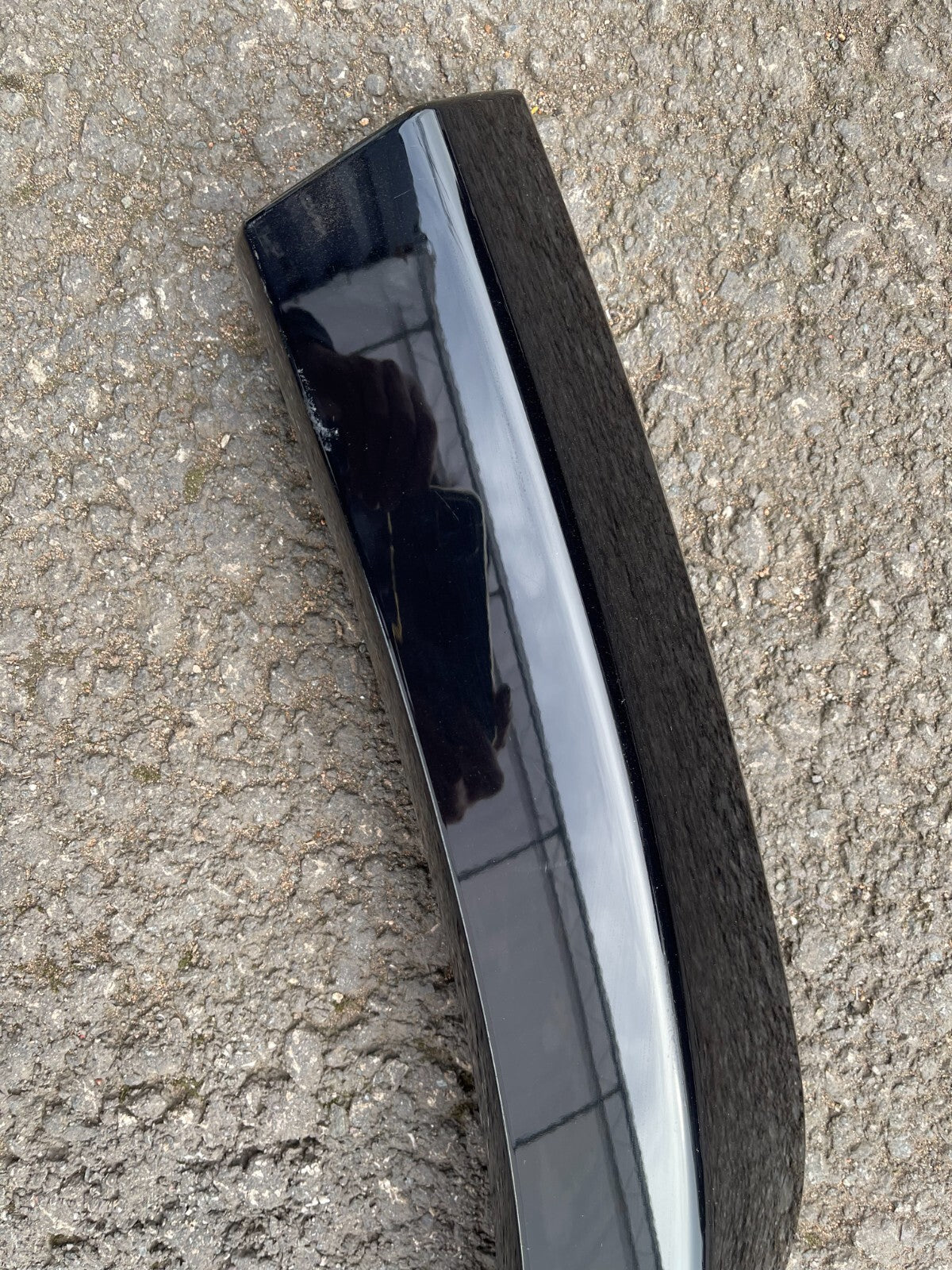 LAND ROVER DEFENDER L663 REAR LEFT NARVICK BLACK ARCH MOULDING L8B2290E23BB