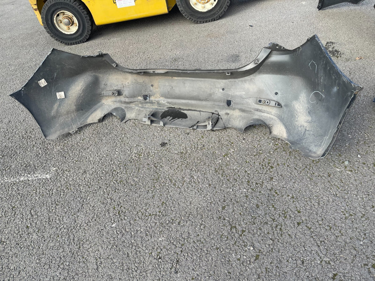 MAZDA 6 BUMPER BELAKANG 2013 SAMPAI 2015 GJR9-50221 ORIGINAL PENYOK PERLU HEAT GUN