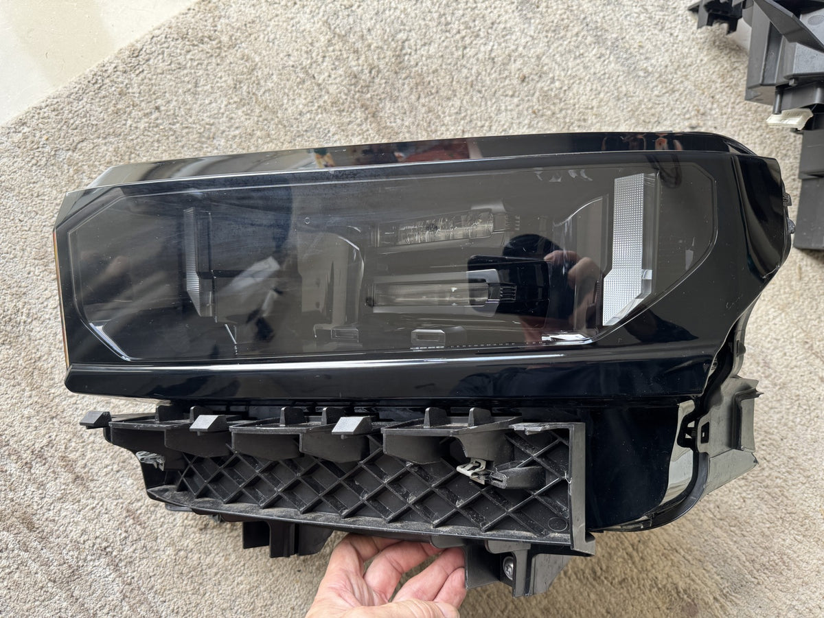 JEEP COMPASS MK3 2026 LEFT PERFORMANCE LED HEADLIGHT ACC0013090AD 2 BROKEN LUGS