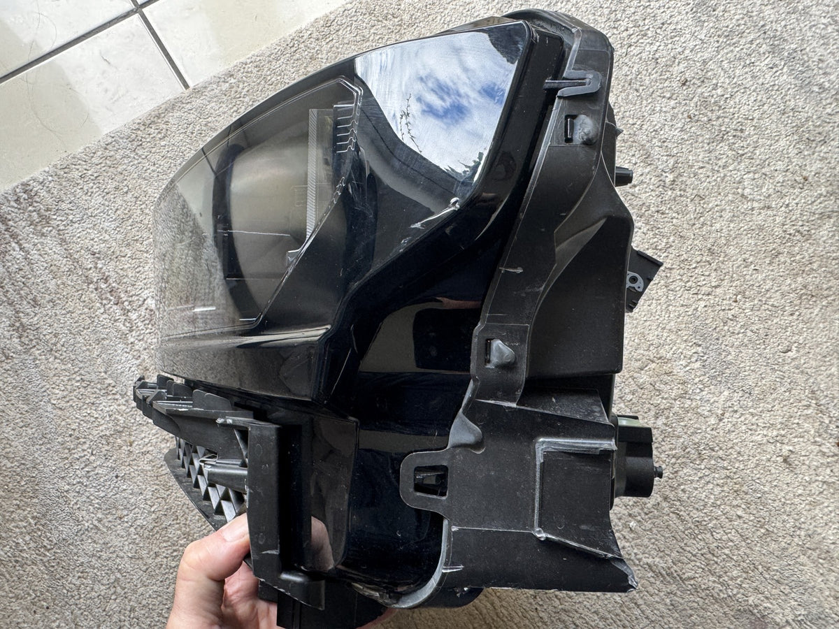 JEEP COMPASS MK3 2026 LEFT PERFORMANCE LED HEADLIGHT ACC0013090AD 2 BROKEN LUGS
