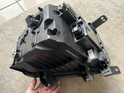 JEEP COMPASS MK3 2026 LEFT PERFORMANCE LED HEADLIGHT ACC0013090AD 2 BROKEN LUGS