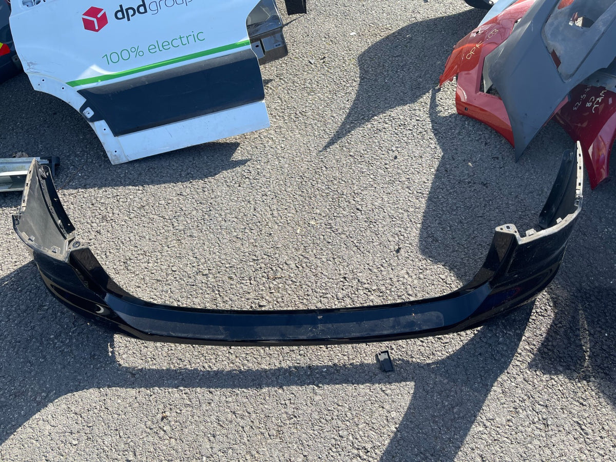 GENUINE BMW X1 2015 ke atas SE BUMPER BELAKANG F48 P/N 51127355260