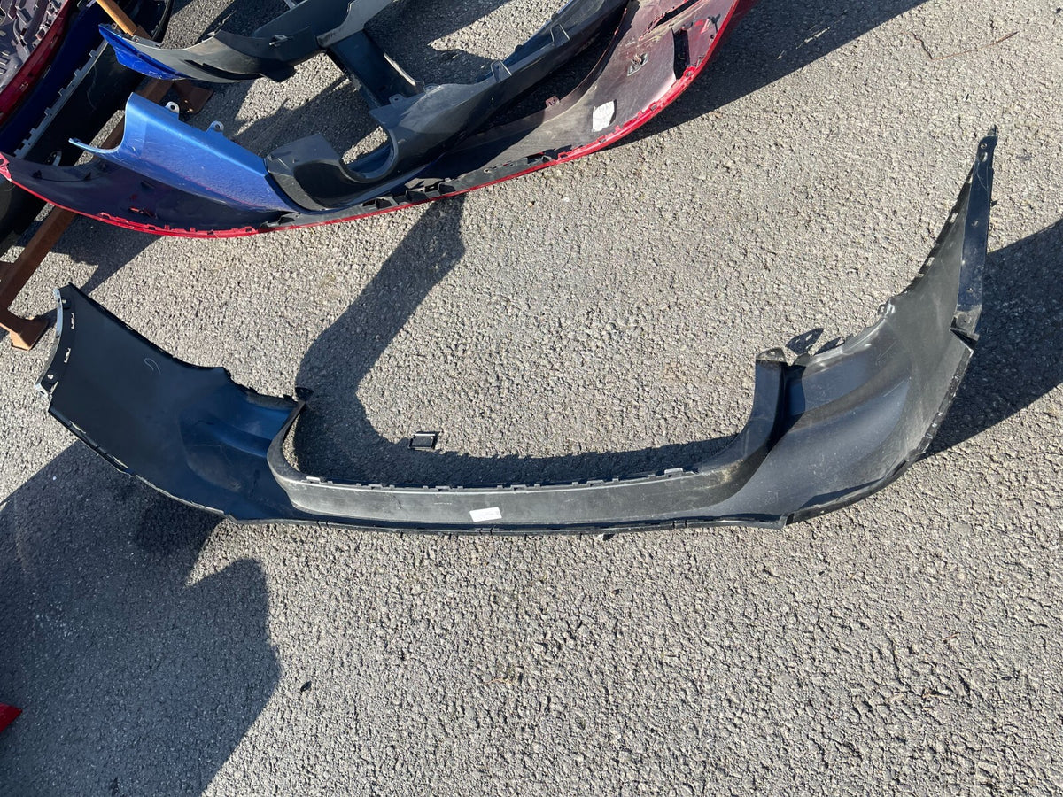GENUINE BMW X1 2015 ke atas SE BUMPER BELAKANG F48 P/N 51127355260