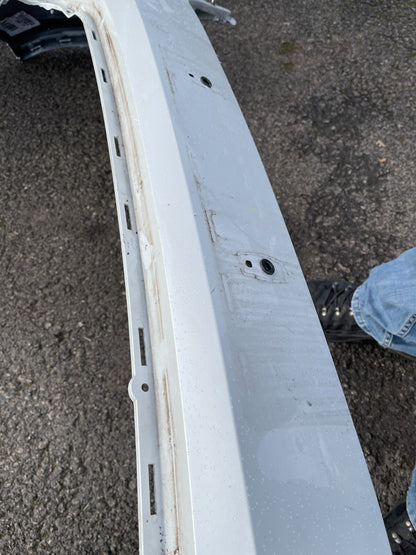 BUMPER DEPAN VOLVO TULEN XC40 2022 ke atas 5 Pintu SUV no. part 31690933