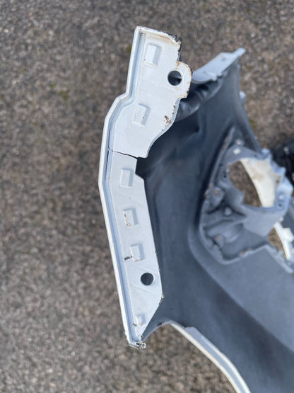 BUMPER DEPAN VOLVO TULEN XC40 2022 ke atas 5 Pintu SUV no. part 31690933