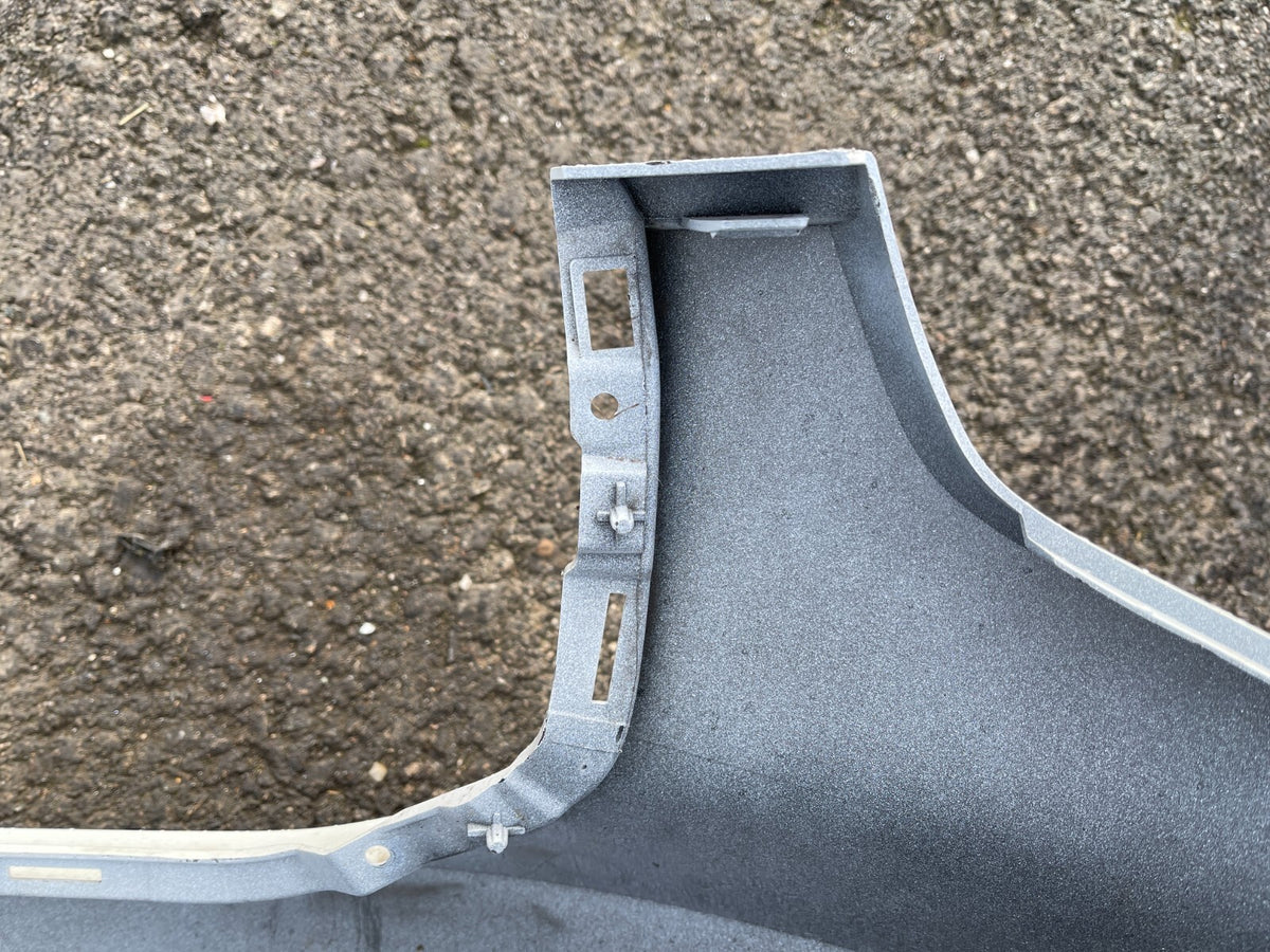 BUMPER DEPAN VOLVO TULEN XC40 2022 ke atas 5 Pintu SUV no. part 31690933