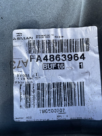 BUMPER DEPAN VOLVO TULEN XC40 2022 ke atas 5 Pintu SUV no. part 31690933