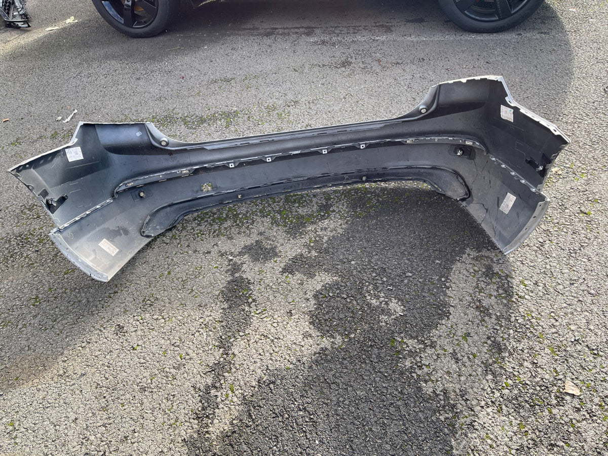 2021 Volvo XC90 rear bumper 31353430 Silver Dawn