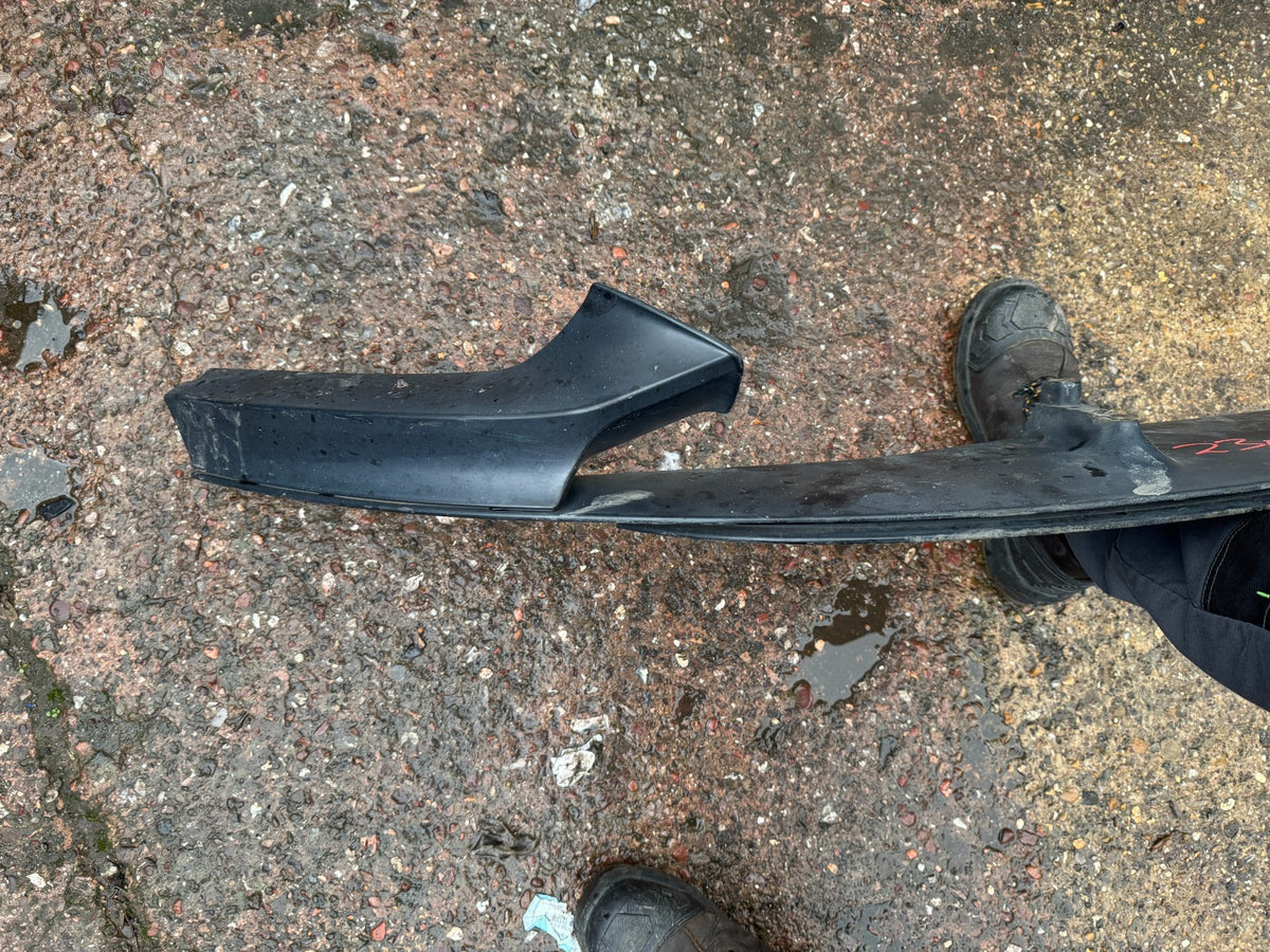 BMW 2 SERIES F22 F23 SPOILER BUMPER DEPAN M PACKAGE PERFORMANCE