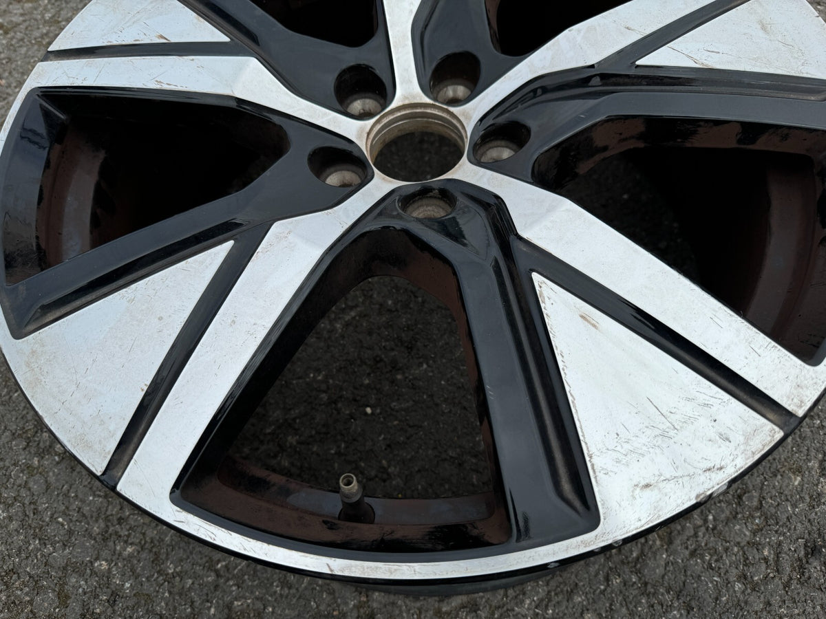 2019-2024 VOLVO XC40 C40 19" VELG RACING 32243375