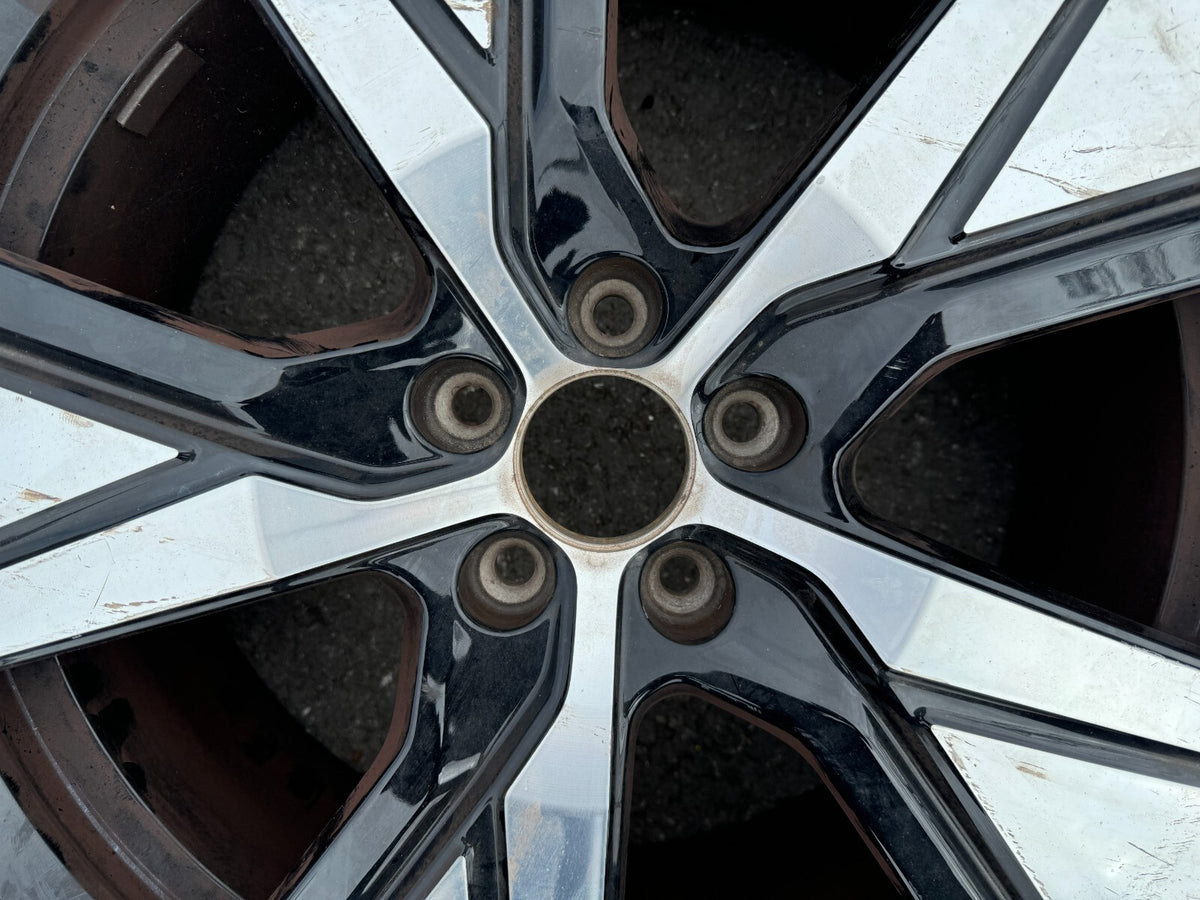 2019-2024 VOLVO XC40 C40 19" VELG RACING 32243375