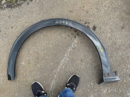 KIA EV6 2021 Left fender trim molding 87713CV100 DAMAGED