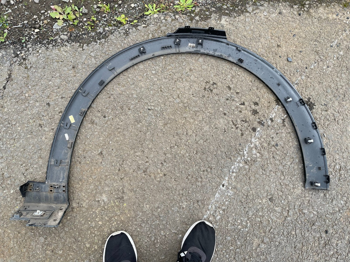 KIA EV6 2021 Left fender trim molding 87713CV100 DAMAGED