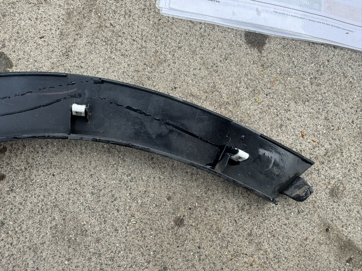 2026 Land Rover Defender L663 110 Rear Right Wheel Arch Trim L8B2-290E22-BB