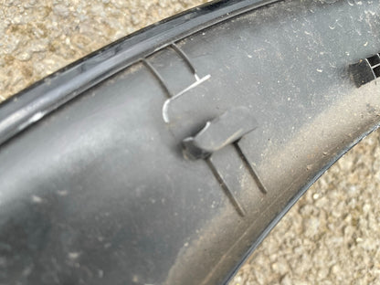 KIA EV6 2021 Left fender trim molding 87713CV100 DAMAGED