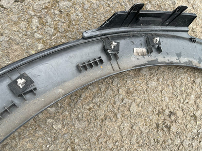 KIA EV6 2021 Left fender trim molding 87713CV100 DAMAGED