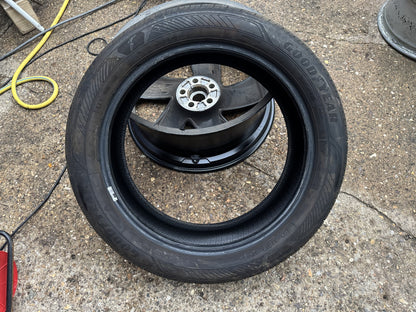 205 55 19 GOODYEAR EFFICIENTGRIP PERFORMANCE 2 97V XL 8mm NO REPAIRS 2026 X1