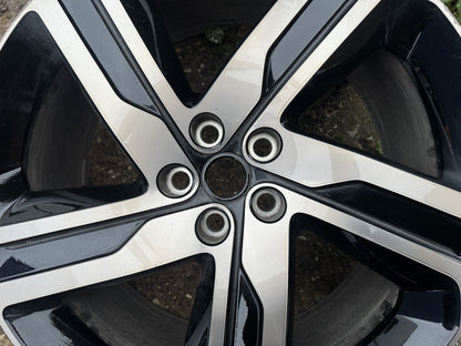 Genuine Land Rover 22 9.5J Gloss Black Alloy Wheel MY42-1007-DA Cracked Buckled