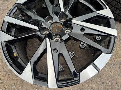Genuine Peugeot 308 Mk3 8Jx18 ET48 5x108 Alloy Wheel 9865600880 No Centre Cap