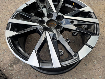 Genuine Peugeot 308 Mk3 8Jx18 ET48 5x108 Alloy Wheel 9865600880 No Centre Cap
