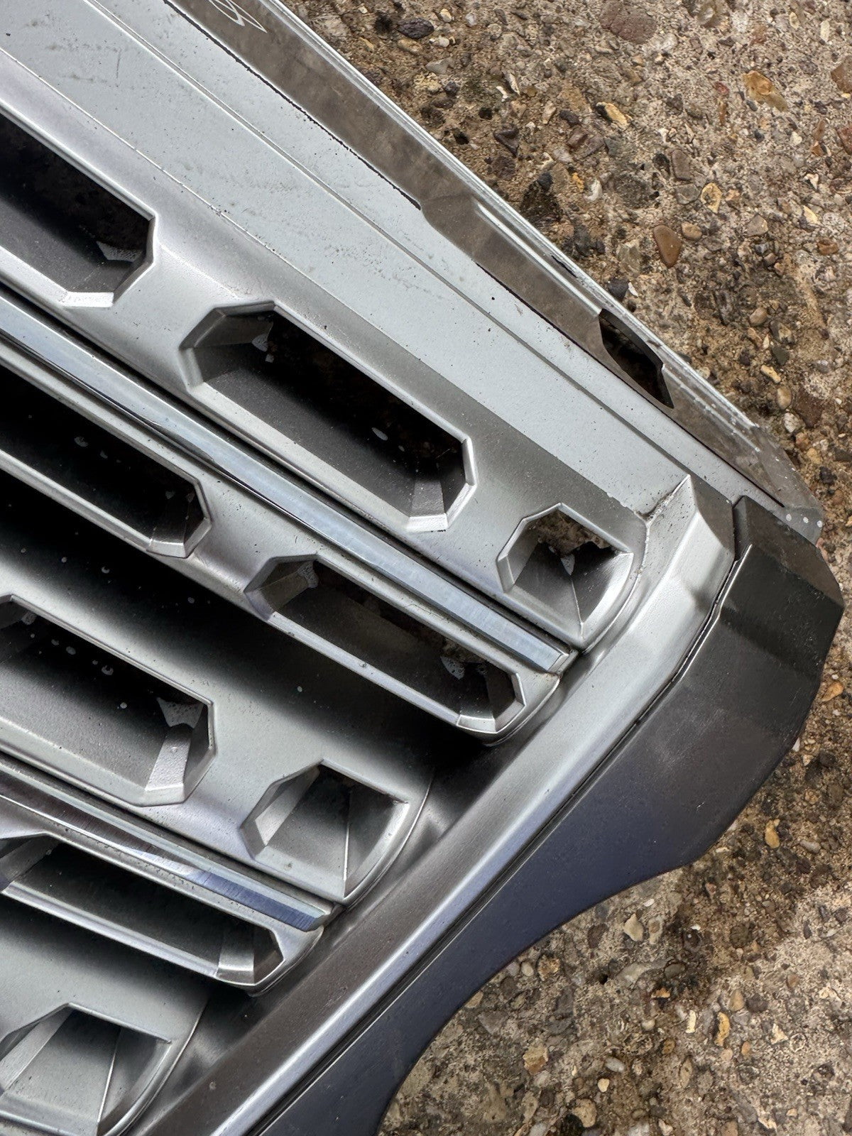 RANGE ROVER VOGUE L405 Front Bumper Grille CK52-BA163-CA 2013