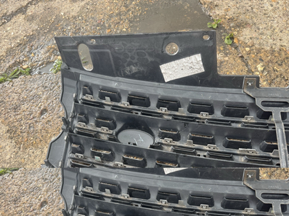 RANGE ROVER VOGUE L405 Front Bumper Grille CK52-BA163-CA 2013