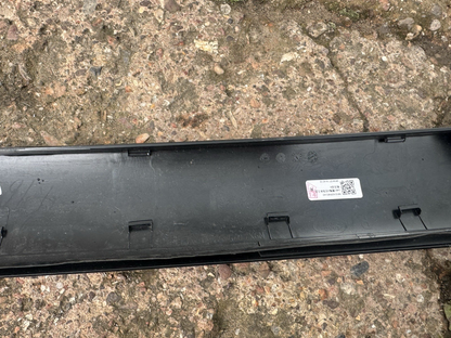 2022-2024 RANGE ROVER SPORT L461 A PILLAR WINDSCREEN EXTERIOR TRIM RIGHT