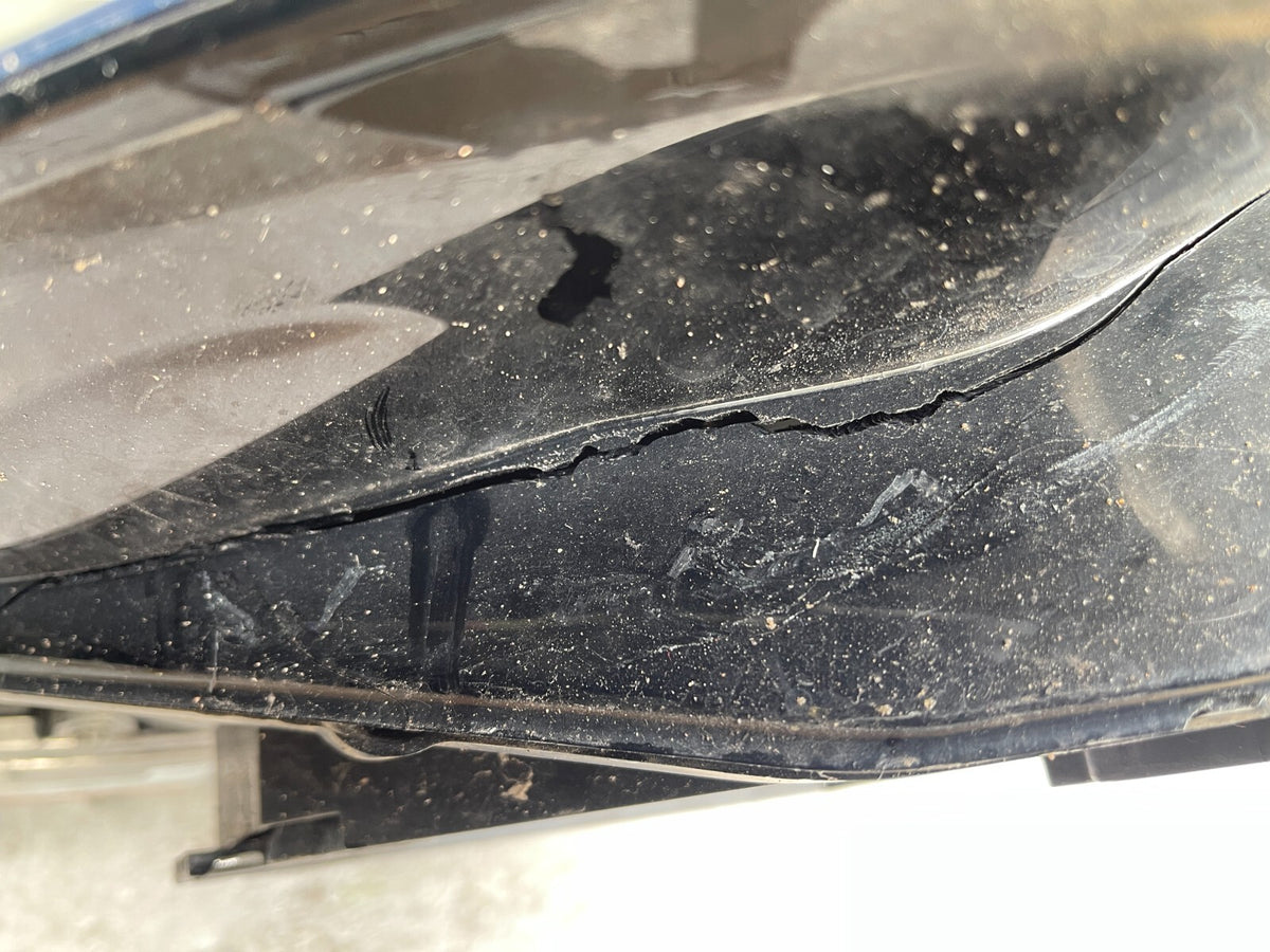 Land Rover Discovery Sport 2019 Headlight FK72-13W029-DH RIGHT DAMAGED