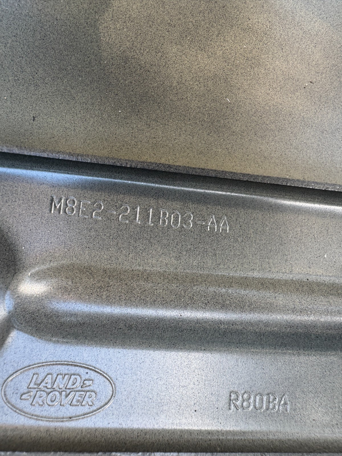 GENUINE 22-2025 Range Rover Sport L461 Front Left Door M8E2211B03AA