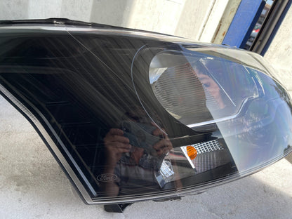 FORD TRANSIT MK8 RIGHT HEADLIGHT GK3113W029AB BROKEN LUGS