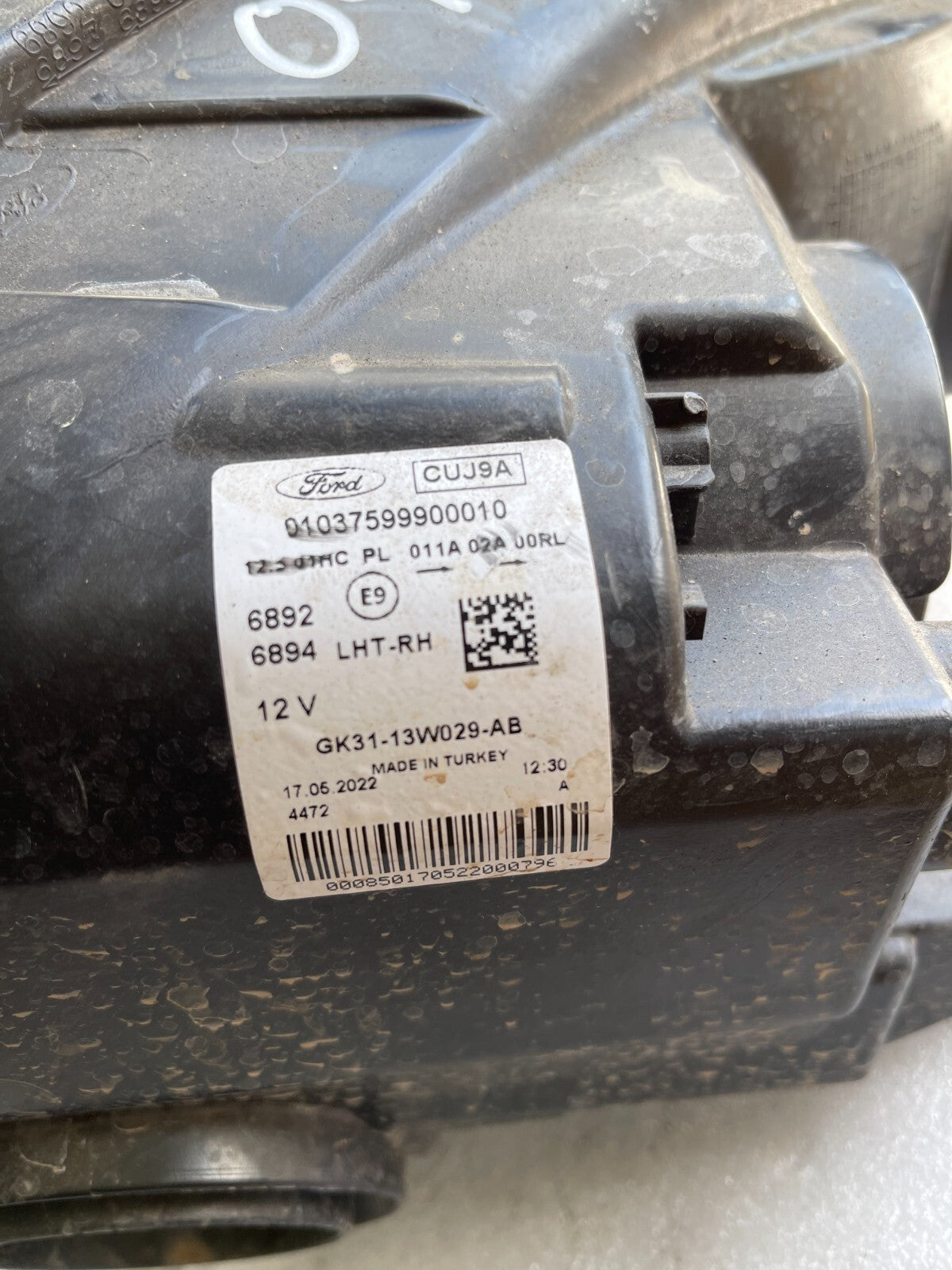 FORD TRANSIT MK8 RIGHT HEADLIGHT GK3113W029AB BROKEN LUGS