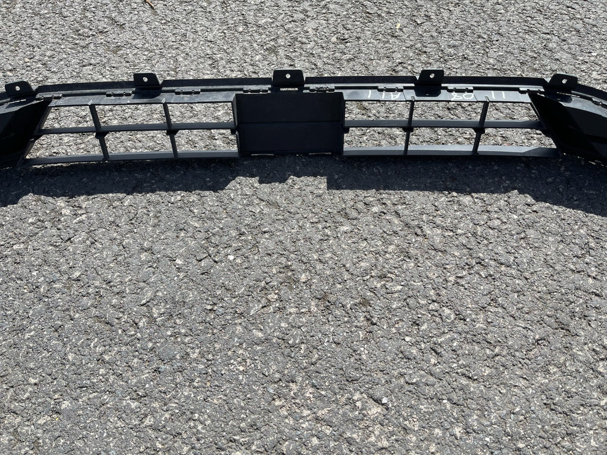 FORD PUMA 2019 - 2022 GRIL BAWAH BUMPER DEPAN TITANIUM ORIGINAL L1TB-17F775-A