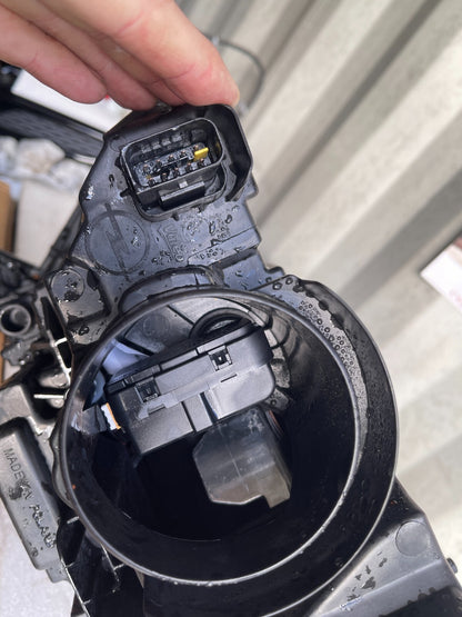 2023 Vauxhall Opel Astra/Mokka Headlight Right Side 9847939380 DAMAGE