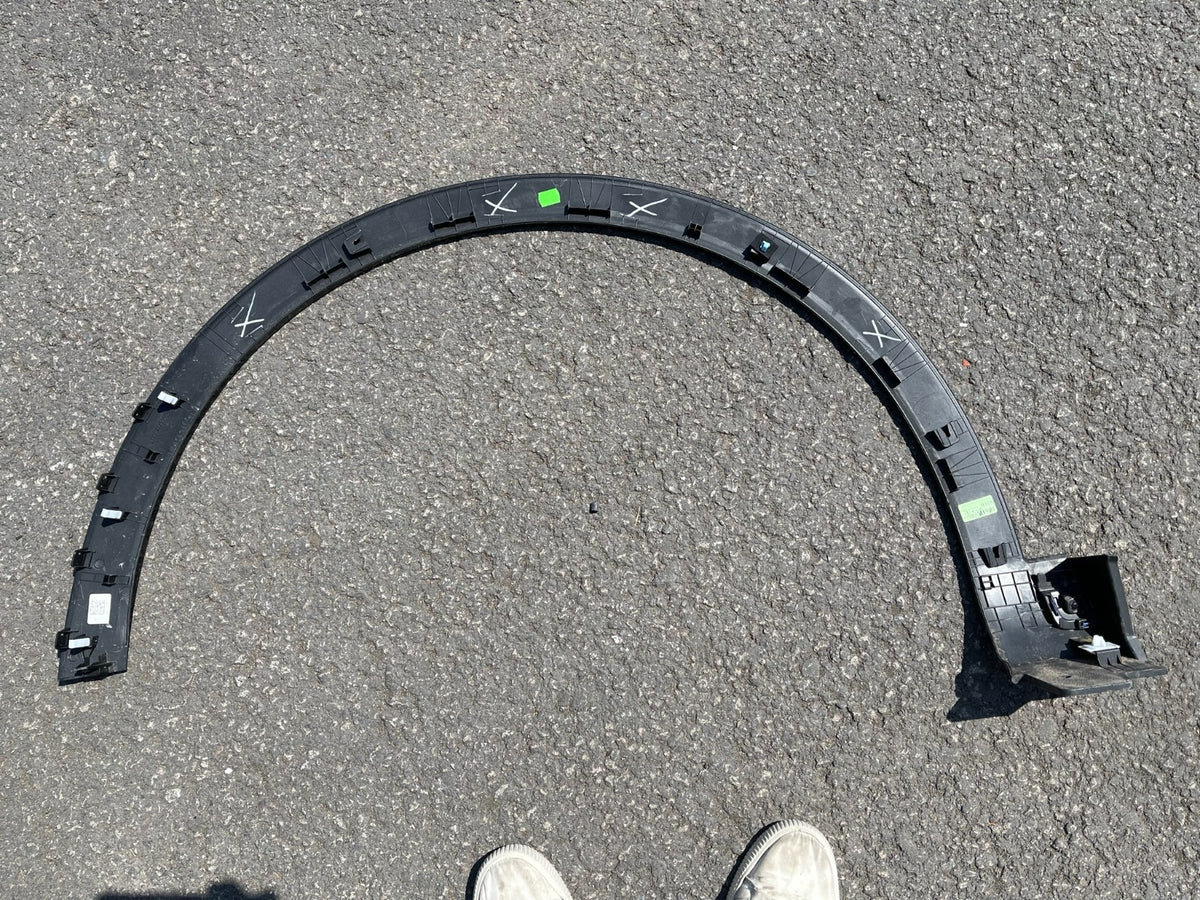 KIA SPORTAGE 5 V MUDGUARD STRIP RIGHT SIDE 87714-R2300