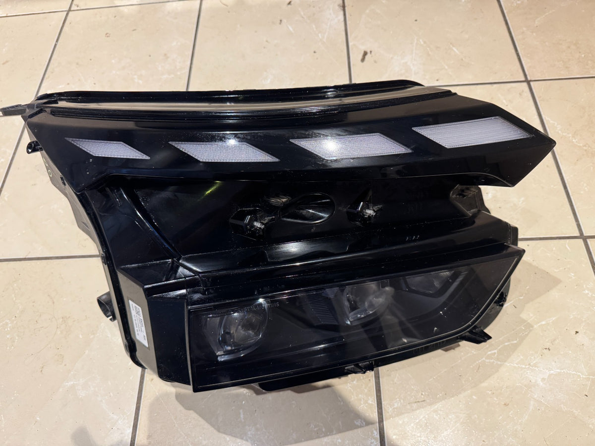 Skoda Enyaq 24-on Front Right Full LED Headlamp Genuine 5LB941036A