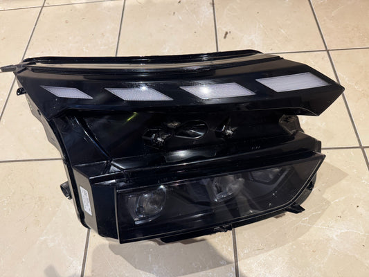 ไฟหน้า Full LED หน้าขวา Skoda Enyaq 24-on แท้ 5LB941036A