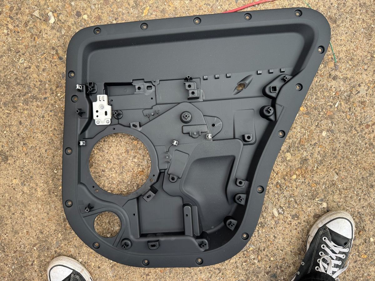 NEW GENUINE LAND ROVER DEFENDER L663 REAR RIGHT DOOR CARD L8B224766A LR146734