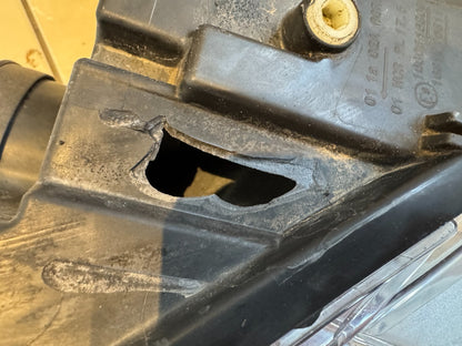 Vauxhall Combo E MK5 2018 RIGHT Headlamp 9816823780 DAMAGED