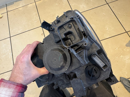 Vauxhall Combo E MK5 2018 RIGHT Headlamp 9816823780 DAMAGED