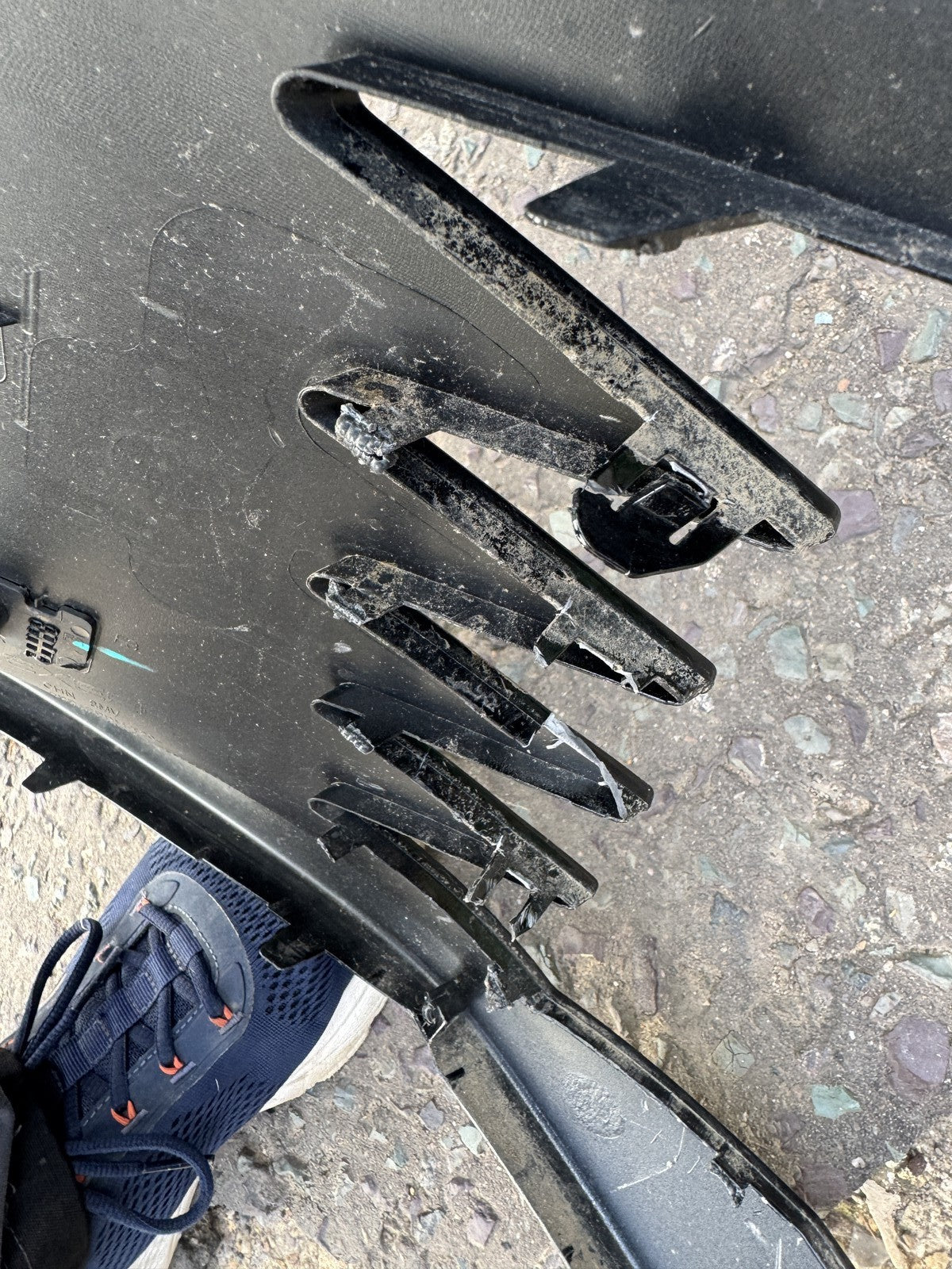 Genuine Omoda 9 Front Bumper Upper Trim Scratched Broken Clips 602002630AA
