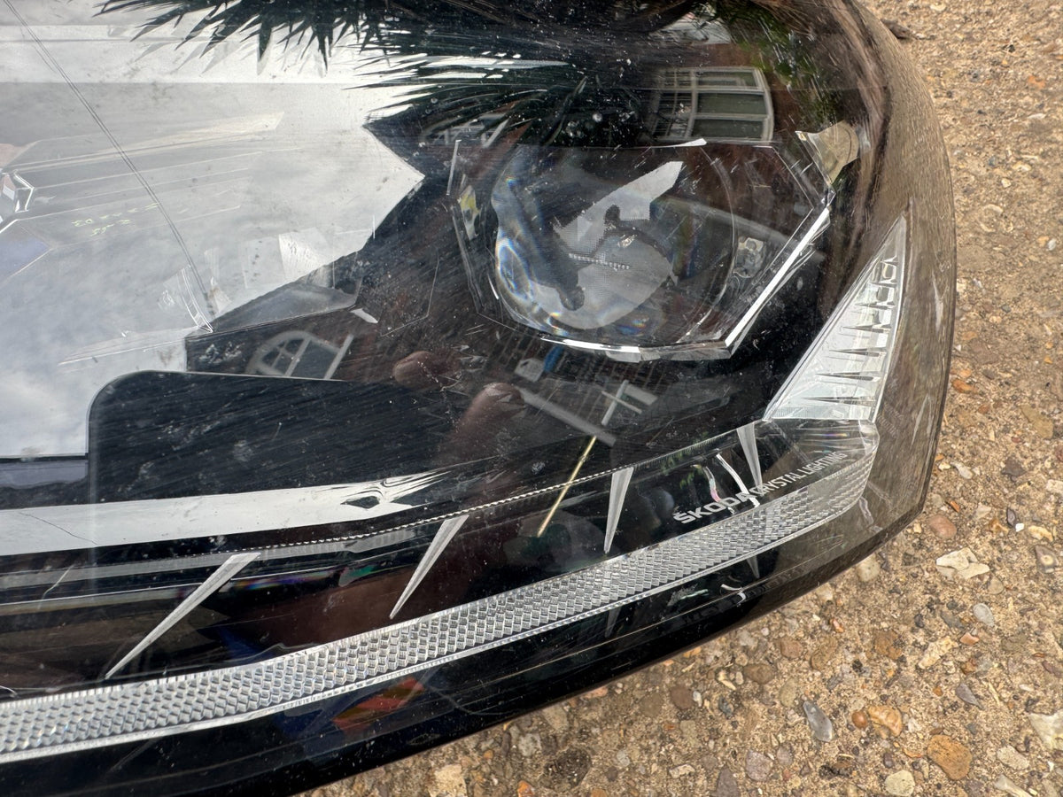 2025 SKODA FABIA LEFT LED HEADLIGHT 6VC941015B 2021 to 2026