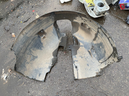 GENUINE Peugeot 308 RIGHT Front Wheel Arch Liner Mud Guard 9811870980 DAMAGED